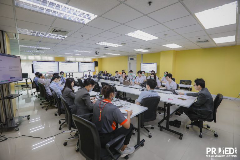 วิพากษ์หลักสูตร และบรรยายให้ความรู้ฯ โครงการปัจฉิมนิเทศ นิสิตแพทย์ชั้นปีที่ 6
