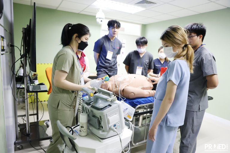 โครงการอบรมเชิงปฏิบัติการ เรื่อง การอบรมเชิงปฏิบัติการ ACLS Provider Course สำหรับแพทย์ประจำบ้านแพทย์ใช้ทุน และพยาบาล รุ่นที่ 2 วันที่ 25-26 กรกฎาคม 2567